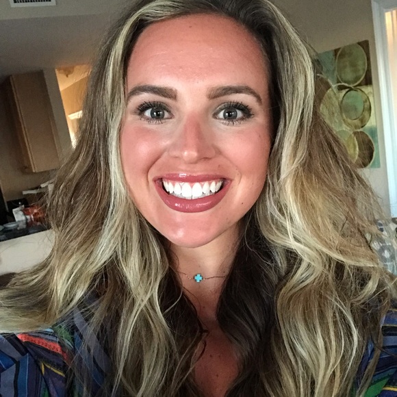 Meet your Posher, Kelly - Picture 1 of 1